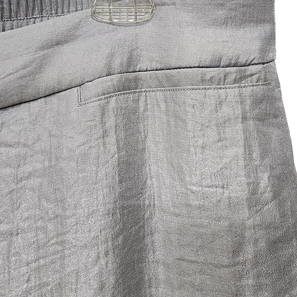 Chico's Silver Shimmery Wide Leg Pants Size 2.5 or 14 - Picture 5 of 8